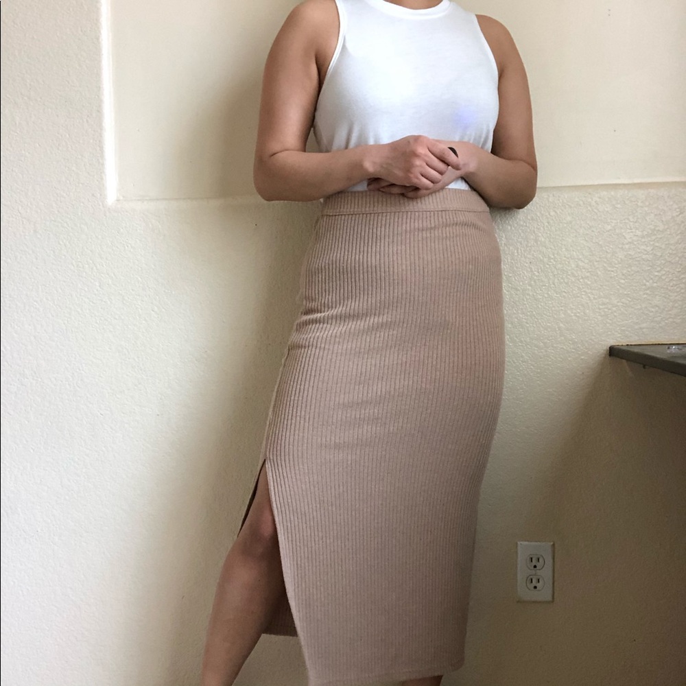 Abercrombie & Fitch ribbed midi skirt